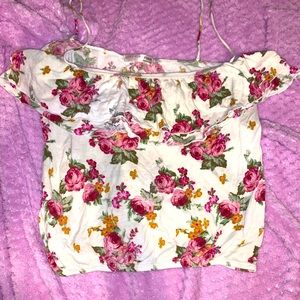 Flower 🌺 🌸 crop top size: M 6$